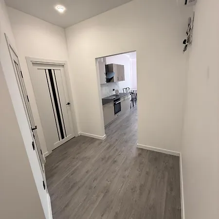 Apartment жк аквамарин, золотой берег *